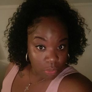 Meet your Posher, Anise